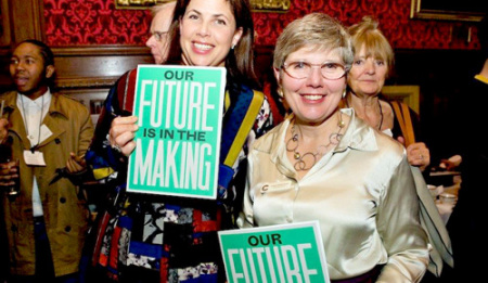 Broadcaster Kirstie Allsopp with
Crafts CouncilExecutive Director Rosy Greenlees.
photo: Sophie Mutevelian