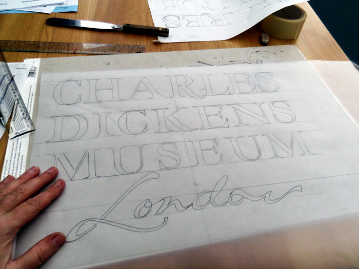 Dickens_Museum_signage_trace