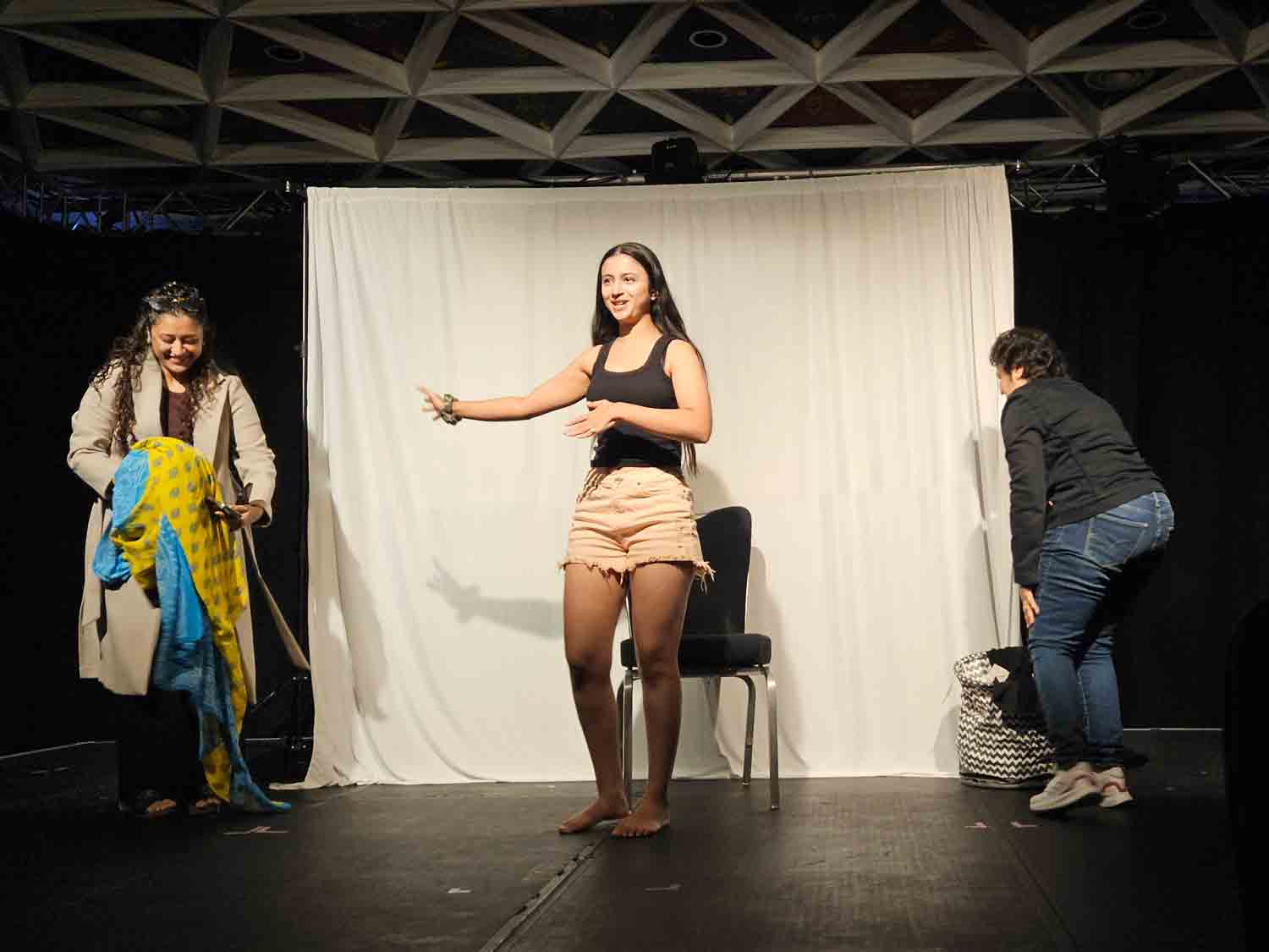 Ritika Shrotri on stage with her mum (right)