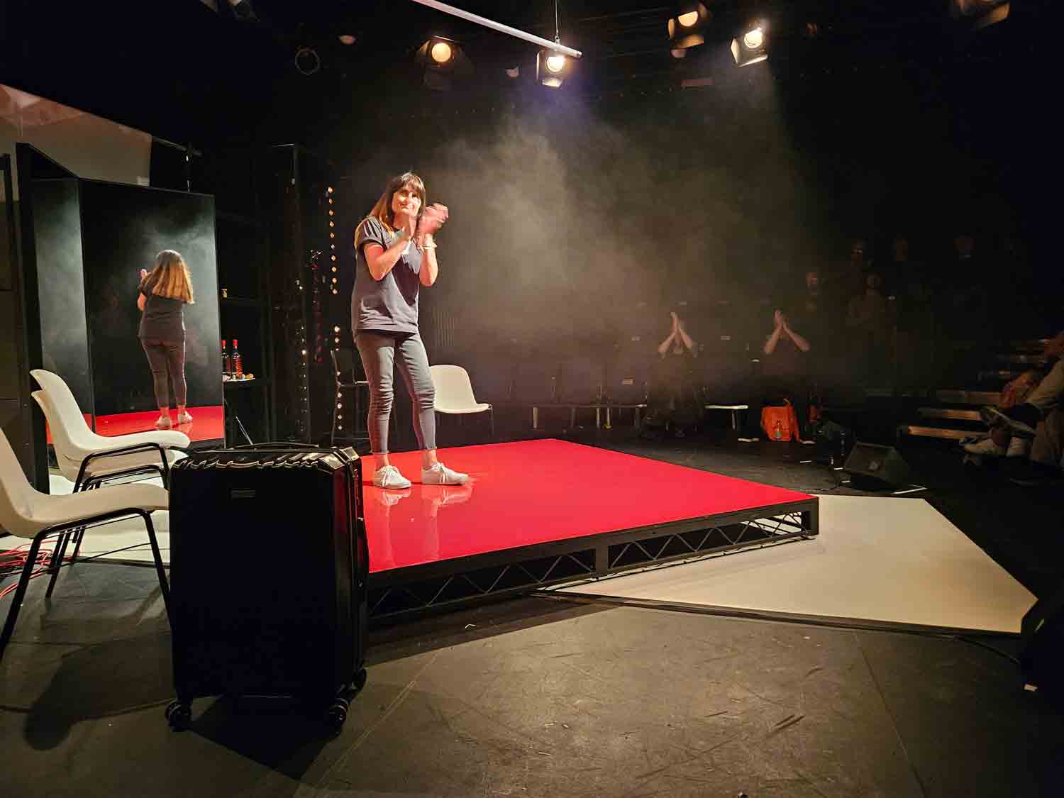 Lucy Barât